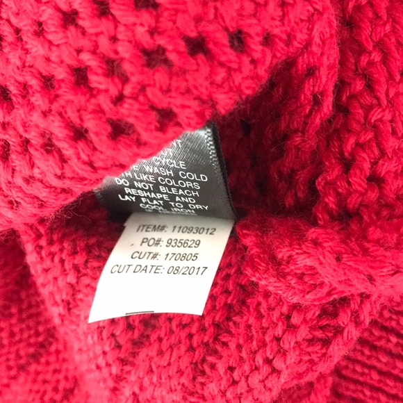 Torrid plus cable knit v neck sweater tunic 4 - Picture 6 of 6